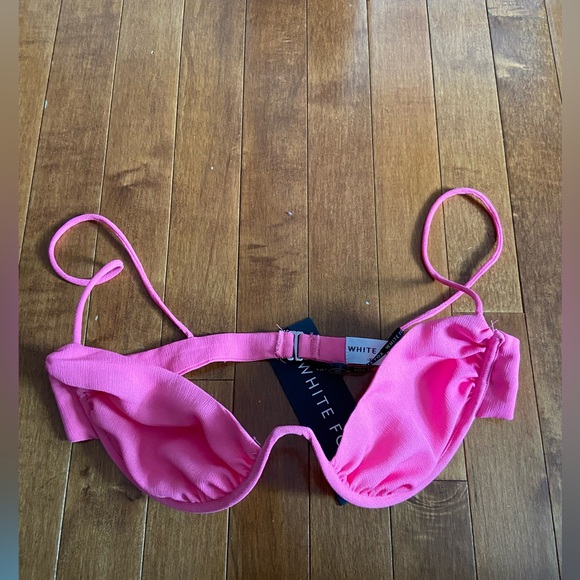 White Fox Crop Bralette - Picture 2 of 4